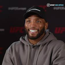 Leon Edwards Helping His Mum Reach Her Dream ❤️ UFC 286