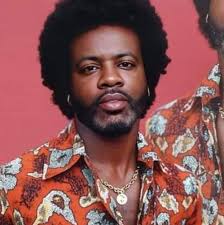 Are the Big Bang Theory and DC Comics affiliated?