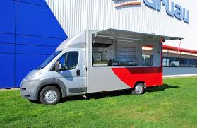 Camion Cuisine Du Monde Le Camion Amenage Par Gruau Le Mans Camion Food Truck Food Truck Camion
