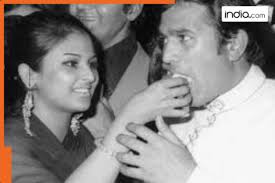 Rajesh Khanna wanted to marry THIS gorgeous actress before Dimple Kapadia,  but rumours of her affair with cricketer led to separation, she is...