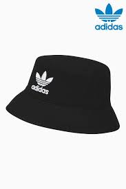 Adidas Bucket Hat Black And White Adidas Originals Black Bucket Hat Svart Gunesblog Com Stil In 2020 Black Bucket Hat Adidas Bucket Hat Bucket Hat Fashion