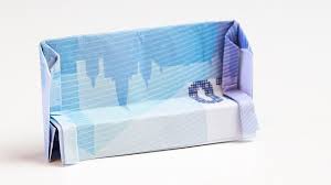 Statt dessen kann man aber auch einen babyschuh aus tonkarton basteln. Geschenk Zum Einzug Sofa Aus Geld Falten Youtube