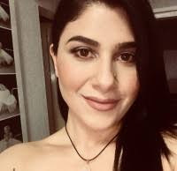 100+ perfiles de «Loera»