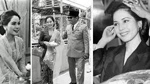 Karena amat banyak menyinggung pimpinan negara republik indonesia dalam masa revolusi ini. Rahasia Awet Muda Ratna Sari Dewi Istri Ir Soekarno Yang Tampil Cantik Di Usia 79 Tahun Tribun Batam