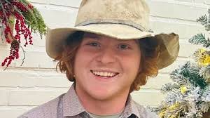 Fundraiser for Angela Lewis by Theresa Moyers : Rally for Ryder Lewis'  Family This Christmas