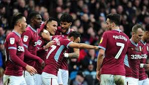 كشف دين سميث مدرب أستون فيلا إن لاعب الوسط جاك غريليش سيعود لتشكيلة فريقه في مباراته المقبلة في الدوري الانجليزي الممتاز لكرة القدم في مواجهة ضيفه فولهام. Ø¨Ø¹Ø¯ Ø§Ù„ØªØ£Ø¬ÙŠÙ„ Ø£Ø³ØªÙˆÙ† ÙÙŠÙ„Ø§ ÙŠØ³ÙŠØ± Ø¹Ù„Ù‰ Ù†Ù‡Ø¬ ÙŠÙˆÙÙ†ØªÙˆØ³