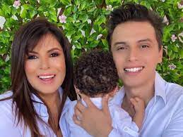 Последние твиты от mara maravilha (@maramaravilha). Mara Maravilha Sobre Seu Primeiro Dia Das Maes Muito Amor Quem Quem News