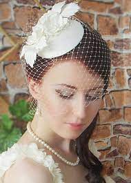 Fascinator Bridal Mini Hat Wedding Hairstyles Wedding Fascinator Bridal Hair Hair Updos Ivory Fa Bridal Fascinator Trendy Wedding Hairstyles Vintage Hairstyles