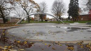 Milliken was governor of michigan for 14 years, from 1969 to 1983, making him the longest serving governor in michigan's history. Traverse City Oks 300k Over Sewage Laden Splash Pad