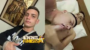 Juninho Alecio recebendo boquete ate gozar litros de porra - Bananas Famosas