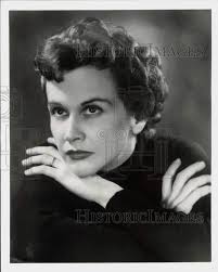 1956 Press Photo Actress Kim Hunter stars in "Moment of Courage"