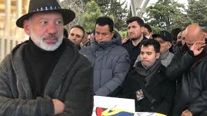 Yakın arkadaşı ile olan fotoğraflarını paylaşan acun ilıcalı alpay'ım ne … Cbe8x3xej1nmym
