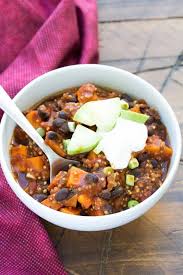 Sweet Potato And Black Bean Chili With Quinoa Vegetarian Vegan Option Fast And Easy To Make Sweet Potato Black Bean Chili No Bean Chili Vegetarian Chili