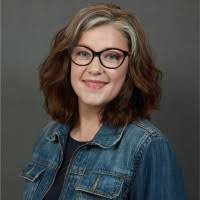 Deanna Clarke's Instagram, Twitter & Facebook