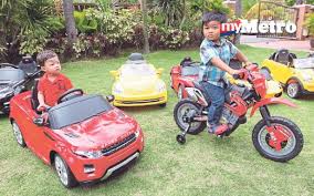 Maybe you would like to learn more about one of these? Motor Mainan Kanak Kanak Pagar Rumah