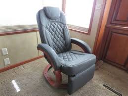 Thomas Payne Euro Rv Recliner Chair W Footrest 20 Seat Width Oxford Walnut Thomas Payne Rv Cou Recliner Chair Recliner Rv Recliners