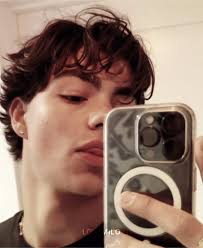 Roxanne Belinda Barton