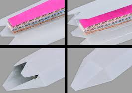 Danach den schuh so gut es geht auseinanderklappen, damit man die einzelnen teile, sohle, seiten und lasche, fast plan auf buntes tonpapier legen kann. Schwert Aus Papier Basteln Waffe Und Symbol Des Rittertums