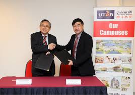 Infineon has about 46,665 employees and is one of the ten largest semiconductor manufacturers worldwide. Fostering Stronger Bond With Infineon Ties Were Once Again Strengthened At The Signing Ceremony Of The Renewal Of The Memorandum Of Understanding Mou Between Utar And Infineon Technologies Kulim Sdn Bhd On 26 July 2017 At The Kampar