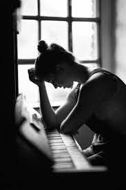 These terms refer to the level of contrast between light and dark in a photo. Piano Girl Photography By Photographer Olaf Korbanek Rheine Black And White Portrait Strkng