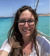 Runaway Bay Travel Agents working with Cosmos