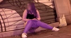 Carnival At Night 0003 - Tualet