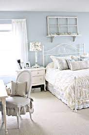 La camera lo shabby chic riassume e mescola, in qualche modo, lo stile provenzale, lo stile country e il design scandinavo. 85 Esempi Di Arredamento Shabby Chic Per La Camera Da Letto Mondodesign It Camera Da Letto Shabby Chic Camera Da Letto Shabby Stanza Da Letto Shabby Chic