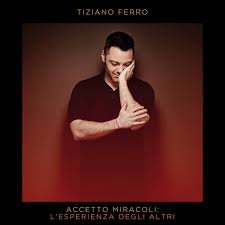 E adesso andate via voglio restare solo con la malinconia volare nel suo cielo non chiesi mai chi eri perchè segliesti me me che fino a ieri credevo fossi un re perdere l'amore quando si fa sera quando tra i capelli un po' di argento li colora rischi di impazzire può scoppiarti il cuore perdere una donna e. Perdere L Amore Feat Massimo Ranieri Song By Tiziano Ferro Massimo Ranieri Spotify