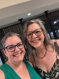 Jeri Bradley's Instagram, Twitter & Facebook