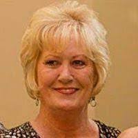 Linda Berteau's Instagram, Twitter & Facebook