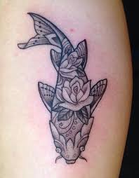Floral Koi Fish By Kim Saigh At Memoir Tattoo Tattoos Henna Tattoo Tattoo Designs
