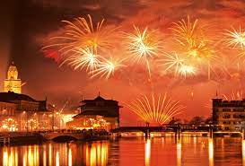 August 2021 auf der 1. 1 August Was Machen Feste Feuer Werke Brunch Schweiz Dossier