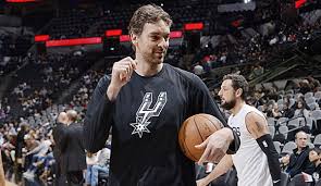 Ritorno dopo oltre 20 anni in una finale acb per pau gasol. Nba Offiziell Pau Gasol Wechselt Zu Den Milwaukee Bucks