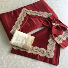 Fransiz Dantelli Seccade Takimi Bordo Seccade Taki Kadife