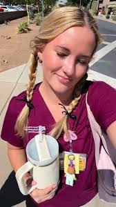 Amanda Wiseman's Instagram, Twitter & Facebook