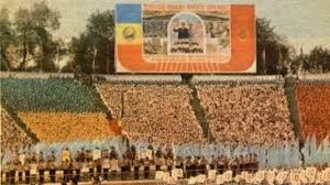 Există și excepții, de exemplu australia, elveția și statele unite, unde 1 mai nu este o sărbătoare oficială. Cum Se Sarbatorea 1 Mai Muncitoresc In Comunism