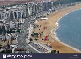 Wetter wetterprognose von sinoptik für ganz deutschland. Luftaufnahme Von Strand Und Uferpromenade Gebaude Der Camburi Strand Vitoria Espirito Santo Brasilien Stockfotografie Alamy