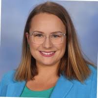 70+ "Liz Hook" profiles