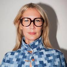 Summer Wardrobe Edit: Top Looks That Nail The Retro-Chic '90s Aesthetic