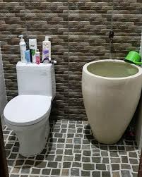 Bak mandi biasanya merupakan fasilitas menengah ke atas pada suatu. Bak Mandi Besar Volume Air Banyak Bak Mandi Ide Kamar Mandi Bak