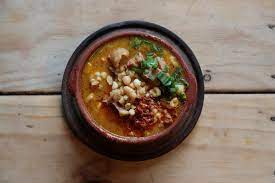 The locro norteño made with meat, maize, pumpkin and cassava is typically prepared in misiones and formosa. Locro Wikipedia