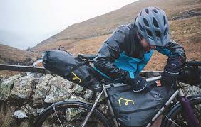 Rockbros bike frame bag waterproof bike triangle bag bicycle under top tube bag corner pouch storage bag for cycling accessories. Get Low And Go Making The Most Of A Full Frame Pack Apidura