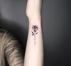 Obvious symbolism may be delicate beauty or love, but there is a wealth of culture behind rose symbolism . Tatuagens On Twitter Side Wrist Tattoos Tattoos For Daughters Tattoos For Women