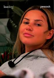 Iris Family Realises Damiens Rich