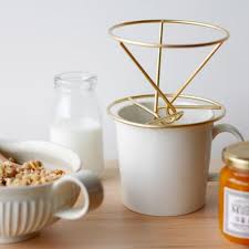 Pour Over Coffee Dripper In 2020 Coffee Dripper Pour Over Coffee Coffee