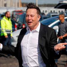 Born and raised in south africa, musk spent time in canada before finally moving. Tesla Chef Elon Musk Legt Sich Mit Dem Zdf An Schamt Euch Welt