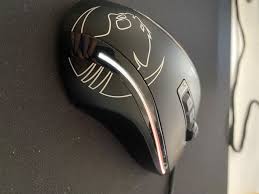 Everyone is different when it comes to mice and keyboards and its more about personal preference and. Roccat Kone Emp Kaufen Auf Ricardo