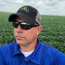 Troy Schultz's Instagram, Twitter & Facebook