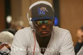 NBA's Earl Barron Plays Poker in Vegas as Free Agency Begins