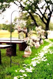 Simple Cute Spring Backyard Wedding Ideas Happywedd Com Pinoftheday Simple Cute Spring Backyard Wedding Ideas Casamento